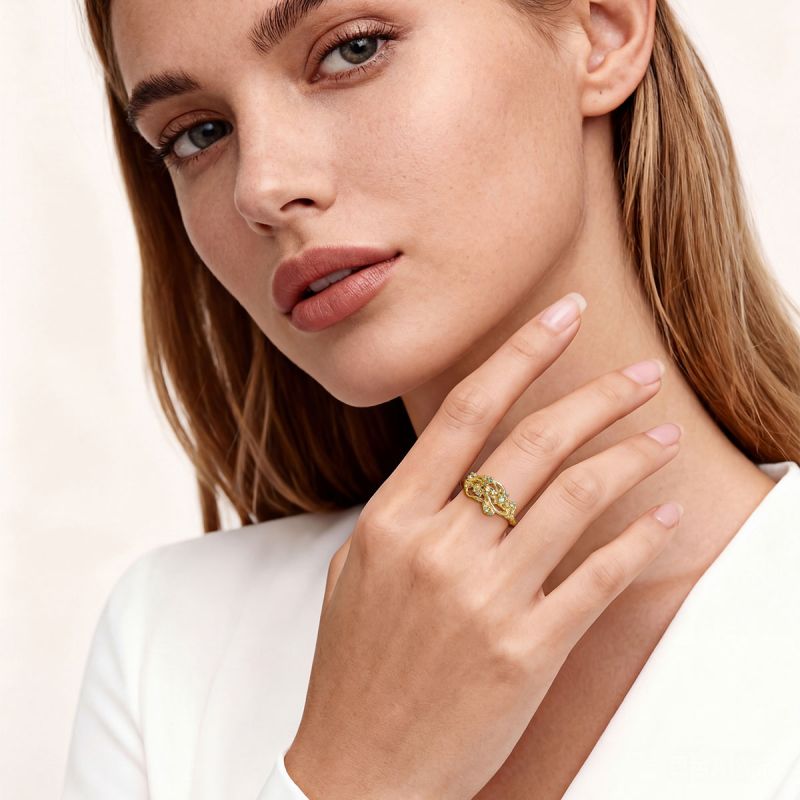 Vine Round-Cut Ring