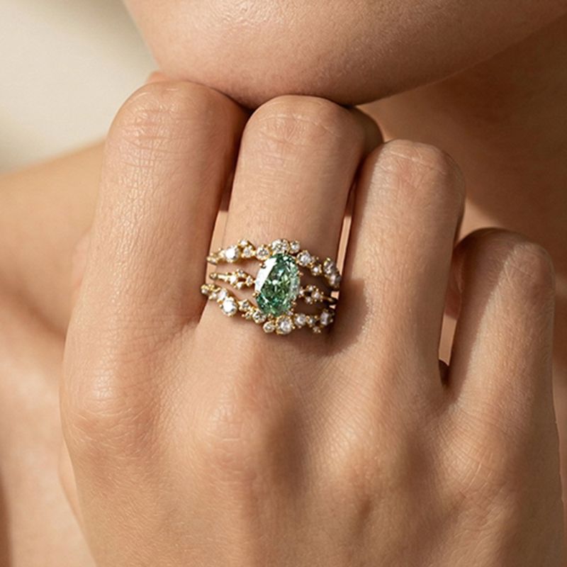 Starlight Oval-Cut Ring Set
