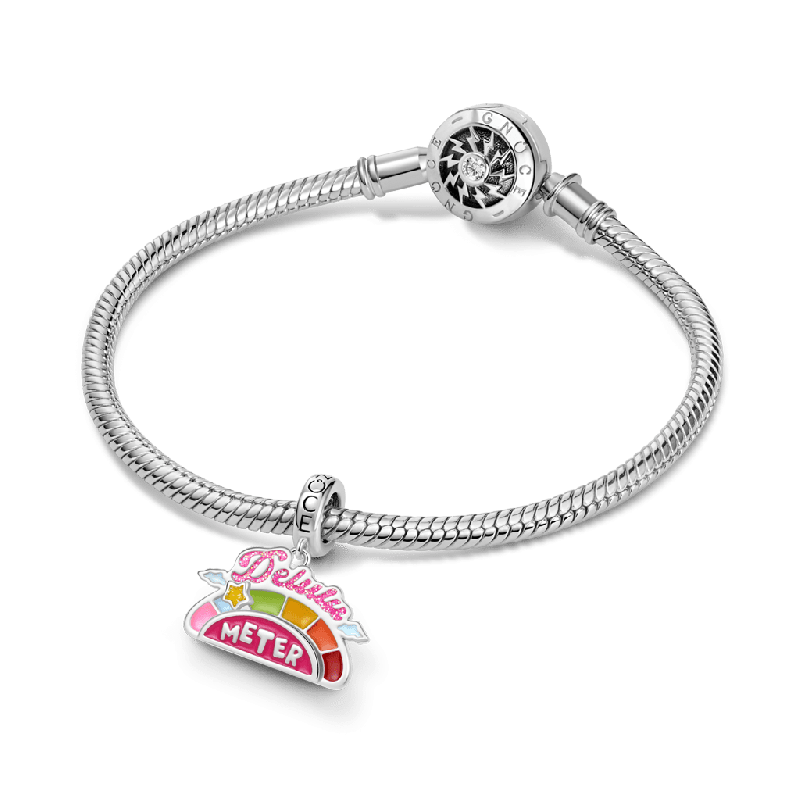 Delulu Meter Charm