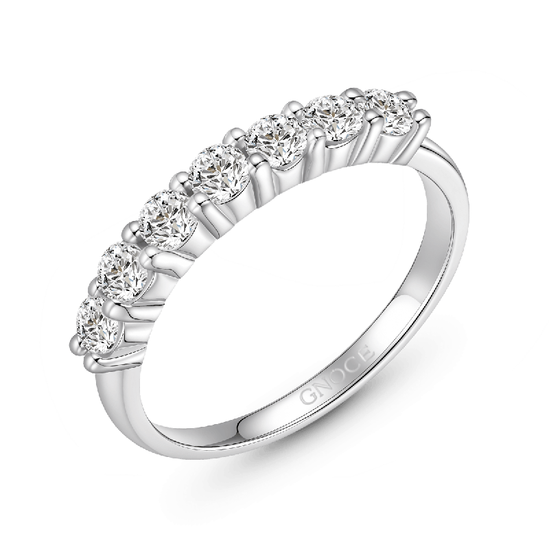 Shiny VVS Moissanite Band Ring