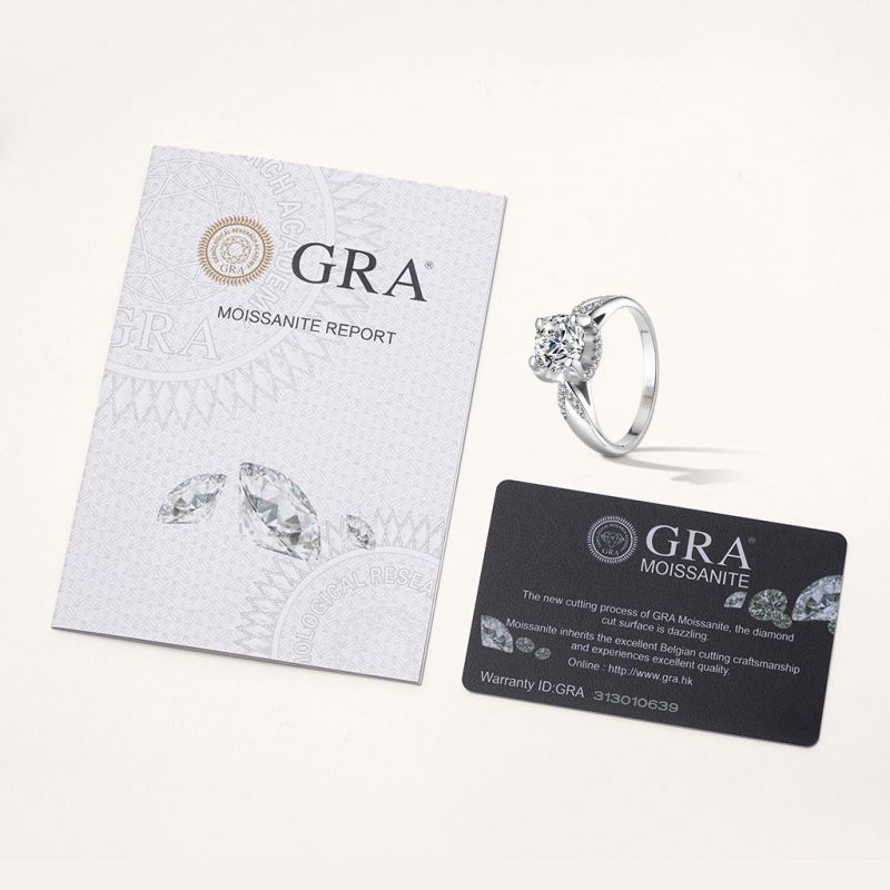 Sparkling Twist 1.0 Ct Moissanite Ring