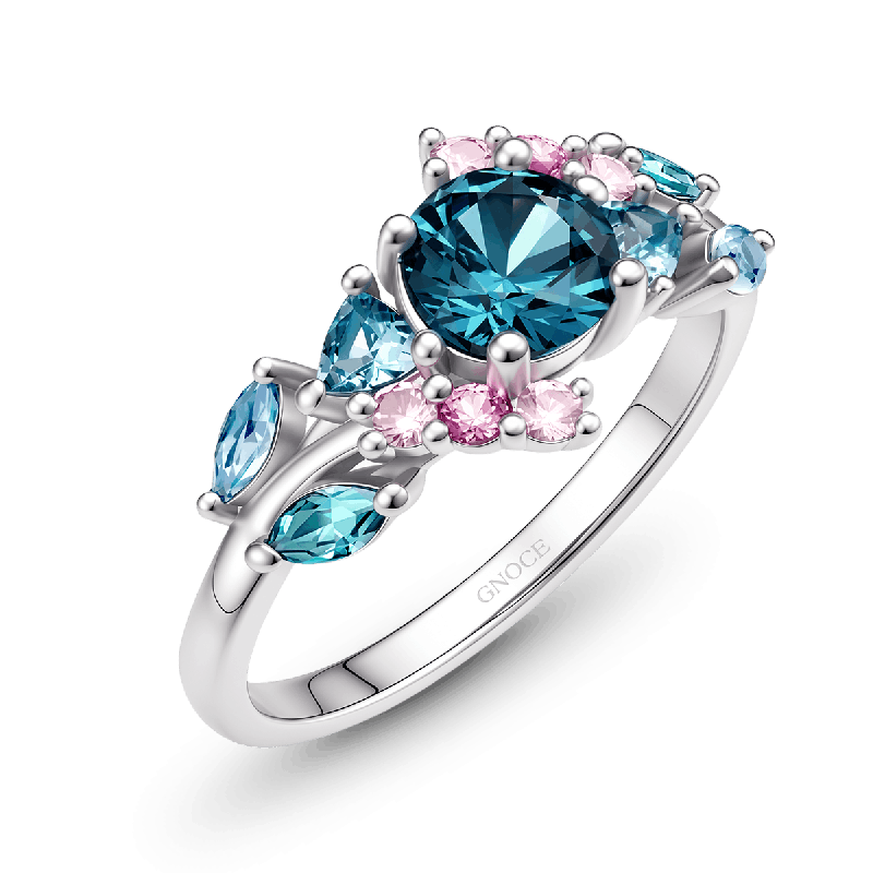Round- Cut Engagement Ring