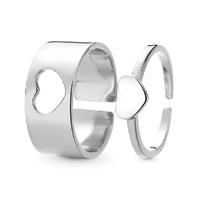 'Vows of Love' Heart Couple Rings
