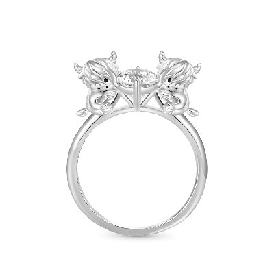 Highland Cow Hug White Diamond Ring