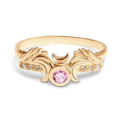 Round-Cut Engagement Ring